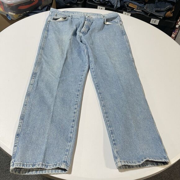 Lot of 2 Wrangler Jeans Mens 42x30 Relaxed Fit Blue Denim - Picture 7 of 9
